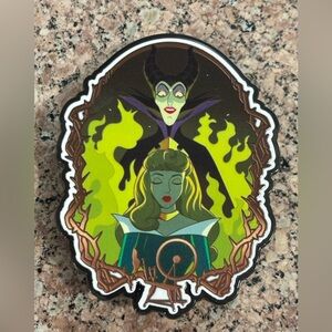 PIN MALEFICENT AND AURORA SPINNING WHEEL SLEEPING BEAUTY 3" JUMBO FANTASY PIN